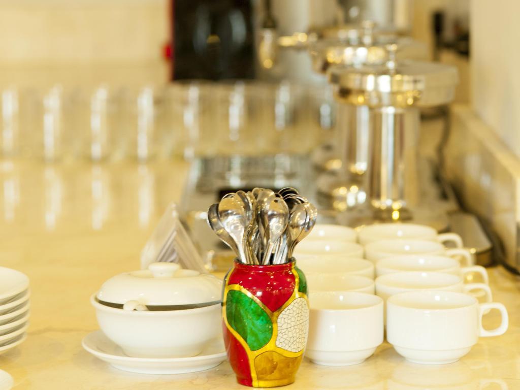 Sen Hotel - Managed By Sen Hotel Group Ханой Экстерьер фото