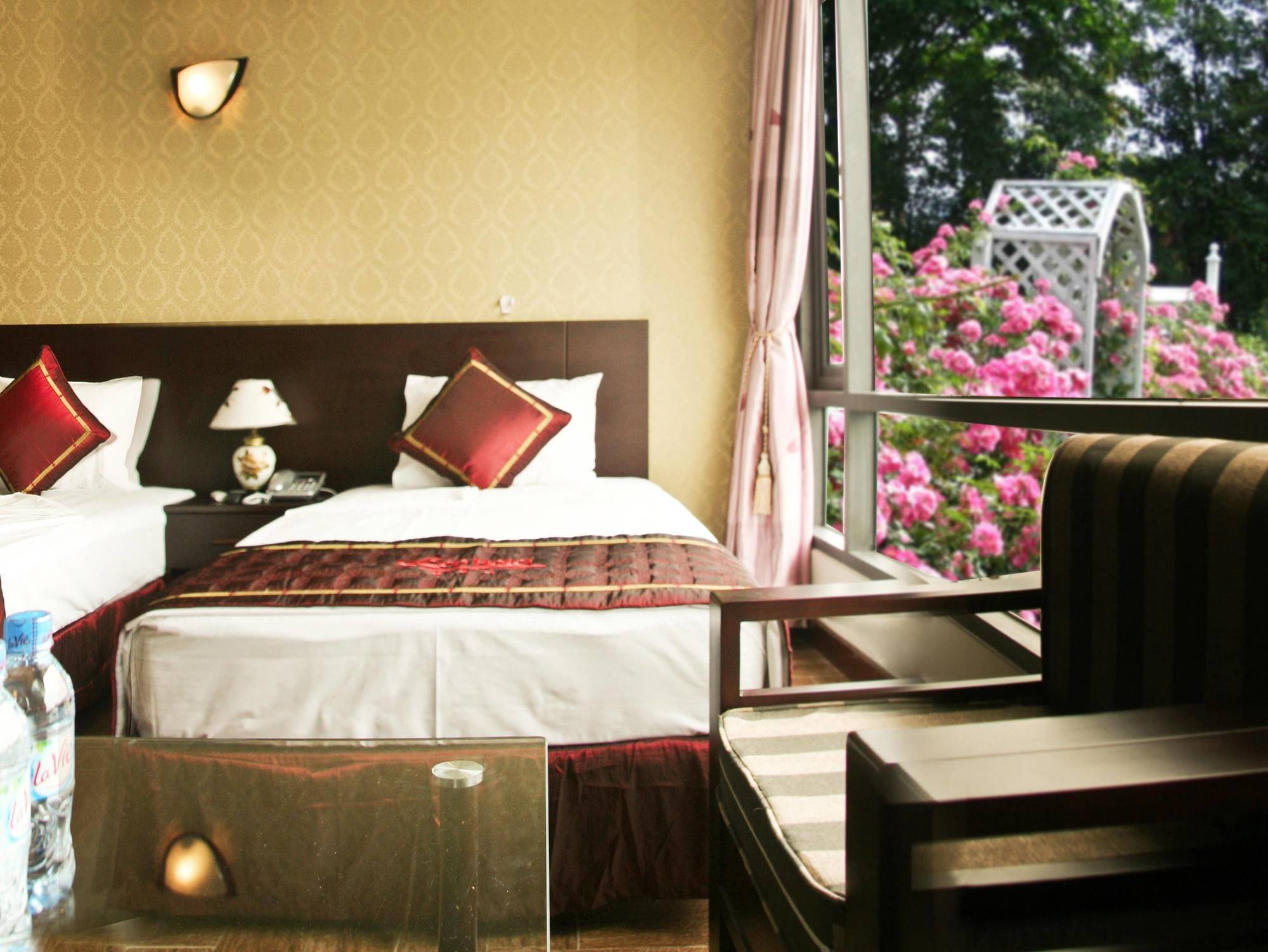 Sen Hotel - Managed By Sen Hotel Group Ханой Экстерьер фото