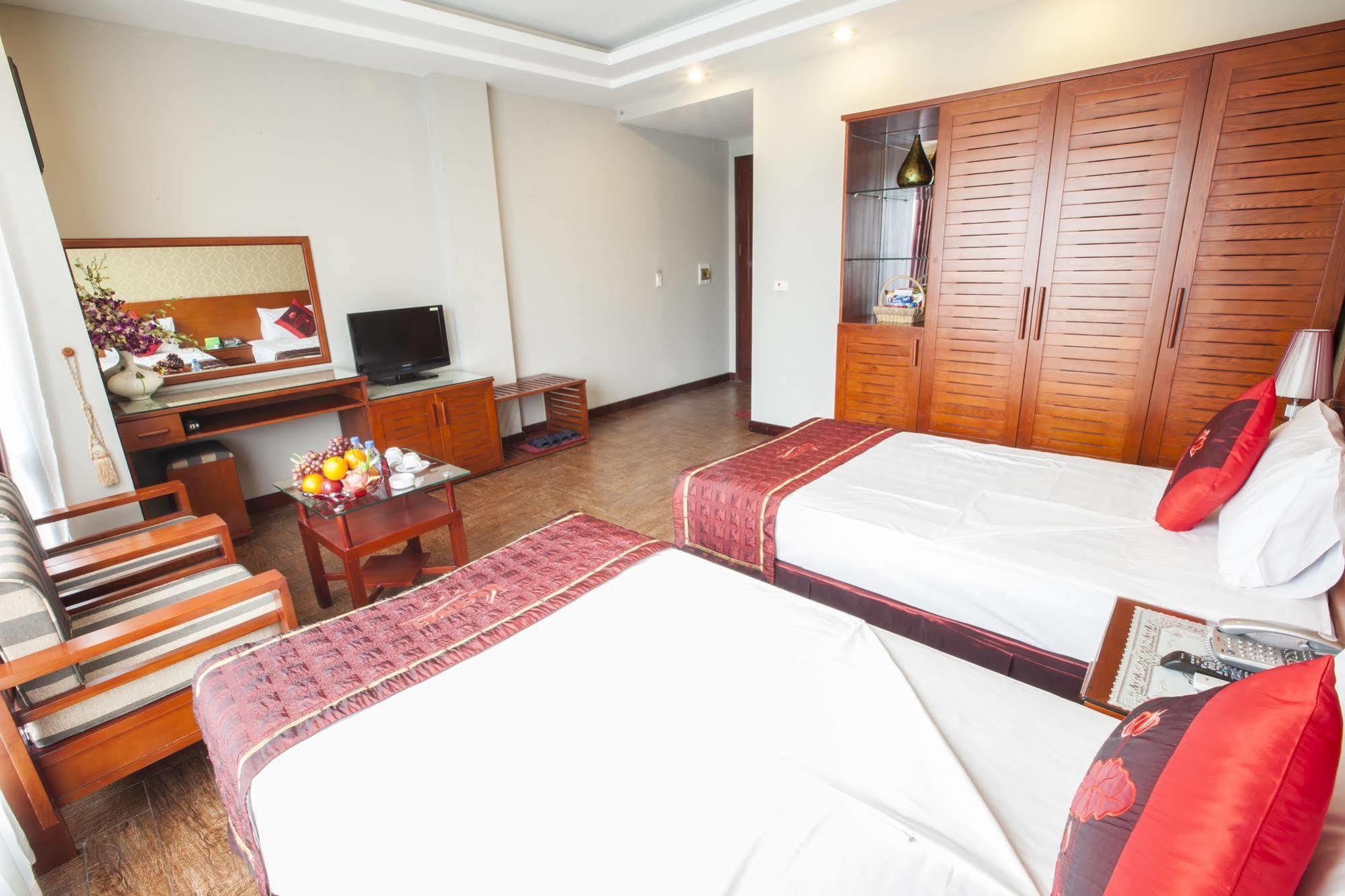 Sen Hotel - Managed By Sen Hotel Group Ханой Экстерьер фото